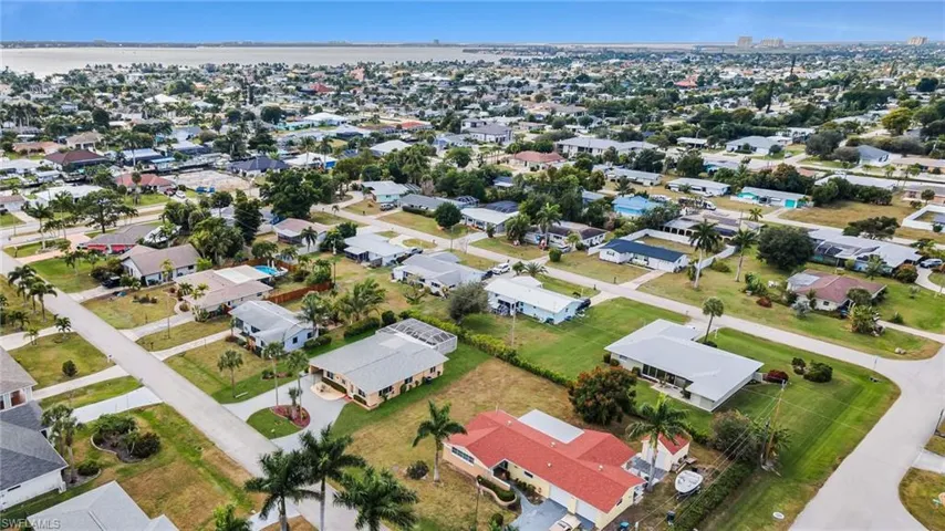 5208 Wilmington Ct, Cape Coral, Florida 33904