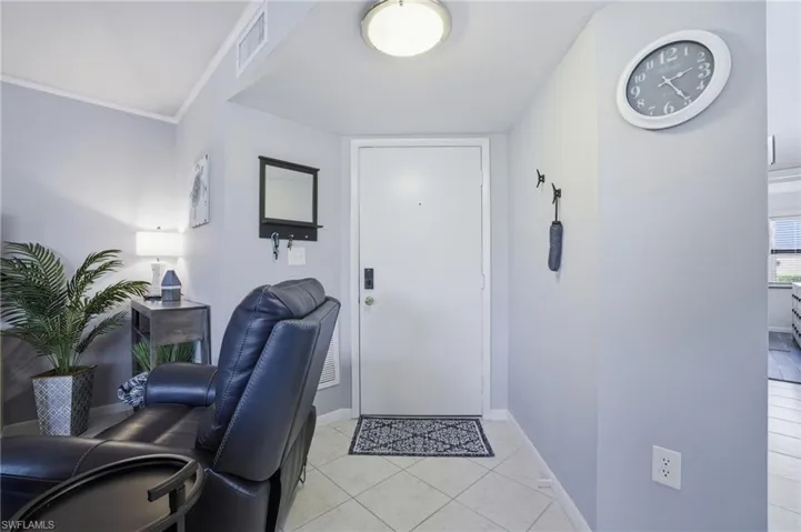 1504  Mainsail  DR, Naples, FL 34114