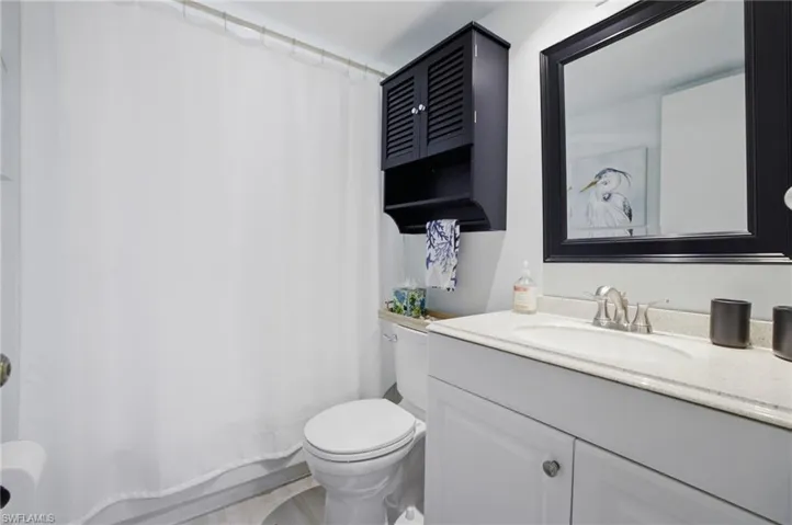 1504  Mainsail  DR, Naples, FL 34114
