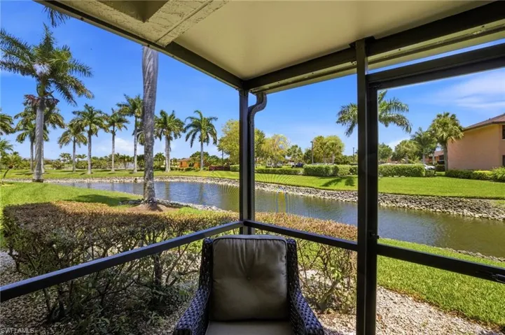 1504  Mainsail  DR, Naples, FL 34114