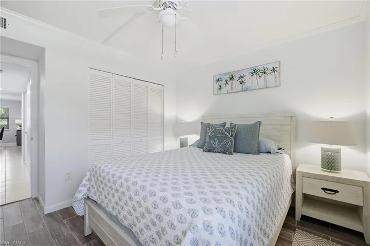 1504  Mainsail  DR, Naples, FL 34114