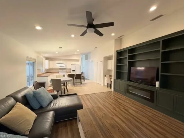 12665 Stone Tower Loop, Fort Myers, Florida 33913