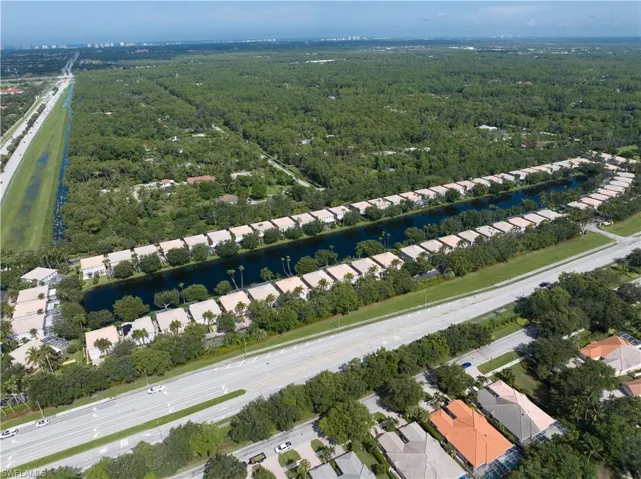 5469  Cove  CIR, Naples, FL 34119