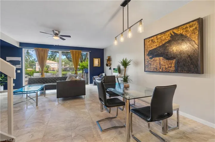 5469  Cove  CIR, Naples, FL 34119