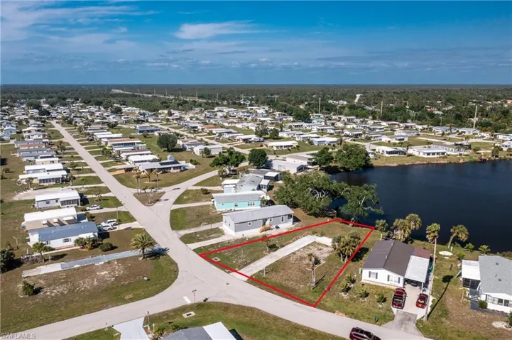 6330 Bob White DR, ENGLEWOOD FL 34224
