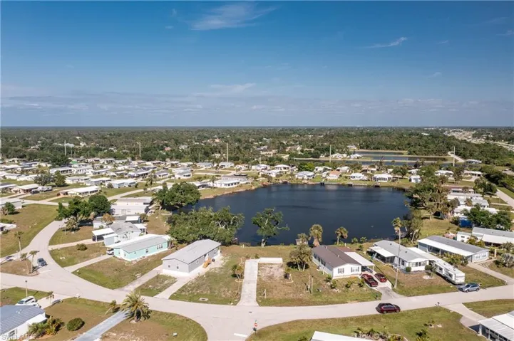 6330 Bob White DR, ENGLEWOOD FL 34224