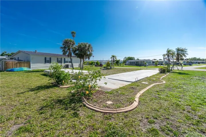 6330 Bob White DR, ENGLEWOOD FL 34224