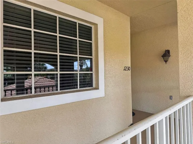 8175 Celeste Dr 1230, Naples, Florida 34113