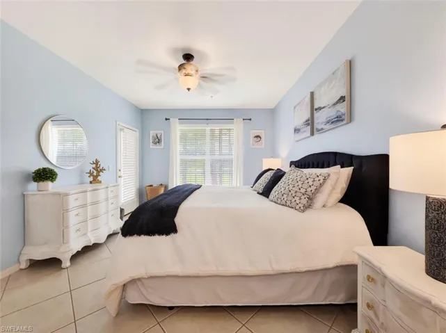 8175 Celeste Dr 1230, Naples, Florida 34113