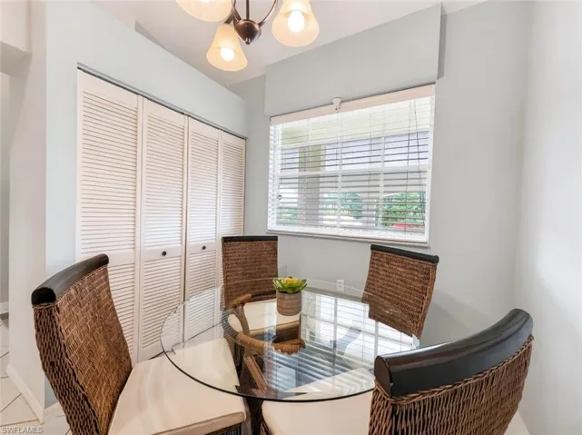8175 Celeste Dr 1230, Naples, Florida 34113