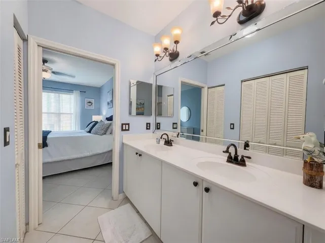 8175 Celeste Dr 1230, Naples, Florida 34113