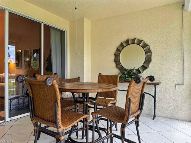 8175 Celeste Dr 1230, Naples, Florida 34113