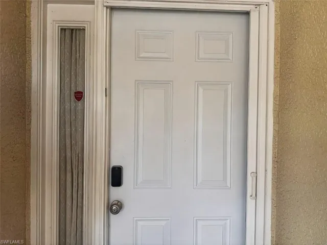 8175 Celeste Dr 1230, Naples, Florida 34113
