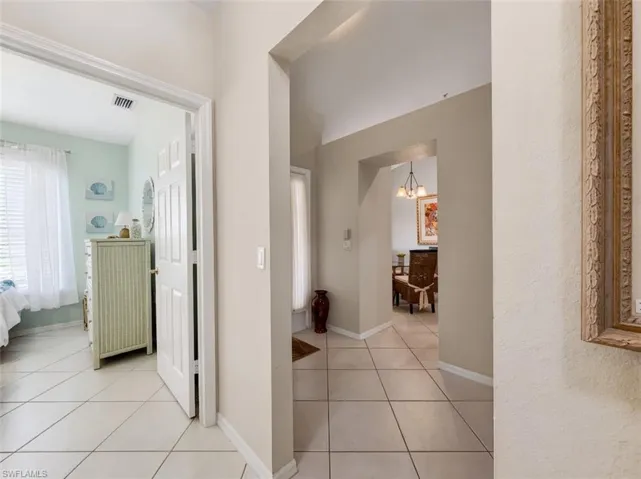 8175 Celeste Dr 1230, Naples, Florida 34113