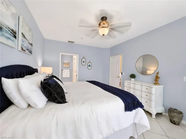 8175 Celeste Dr 1230, Naples, Florida 34113
