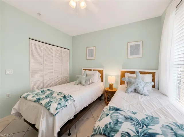 8175 Celeste Dr 1230, Naples, Florida 34113