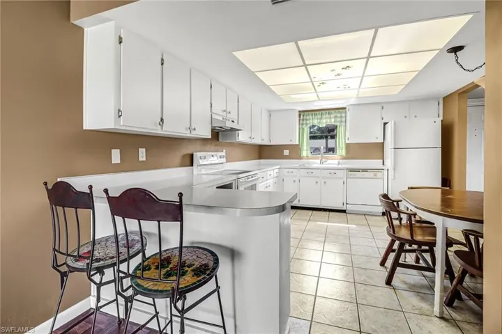 5917  Littlestone  CT, North Fort Myers, FL 33903