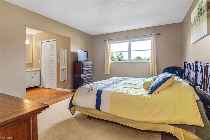 5917  Littlestone  CT, North Fort Myers, FL 33903