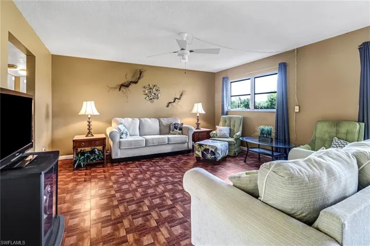 5917  Littlestone  CT, North Fort Myers, FL 33903