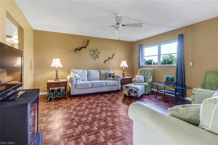 5917  Littlestone  CT, North Fort Myers, FL 33903