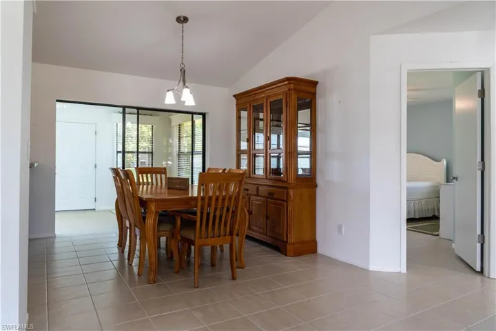 212 SW 22nd  PL, Cape Coral, FL 33991