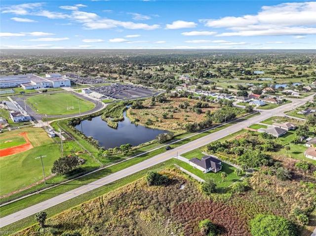 821  Milwaukee  BLVD, LEHIGH ACRES, FL 33974
