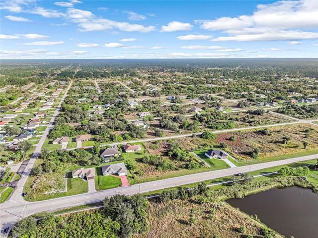 821  Milwaukee  BLVD, LEHIGH ACRES, FL 33974