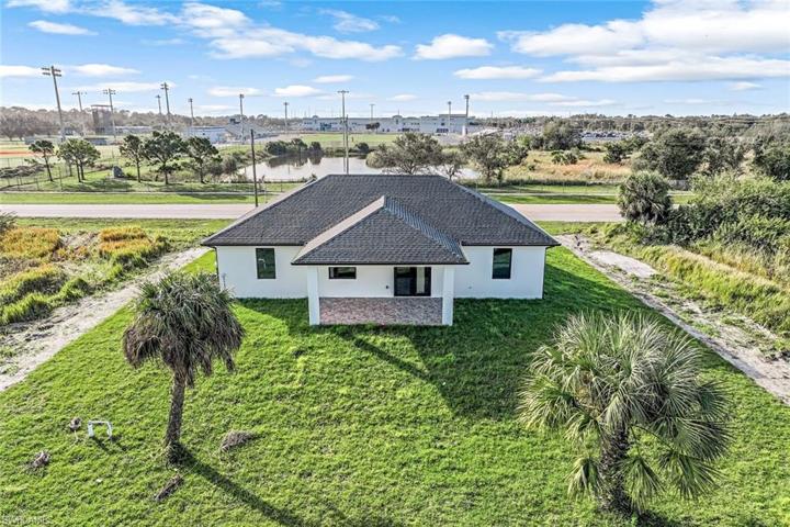 821  Milwaukee  BLVD, LEHIGH ACRES, FL 33974
