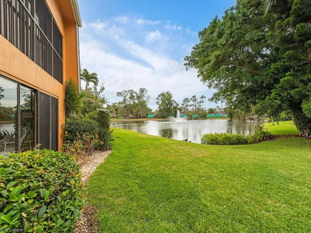 418 Meadowlark Ln # 418, Naples Fl 34105
