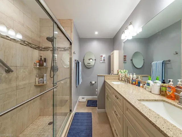 418 Meadowlark Ln # 418, Naples Fl 34105