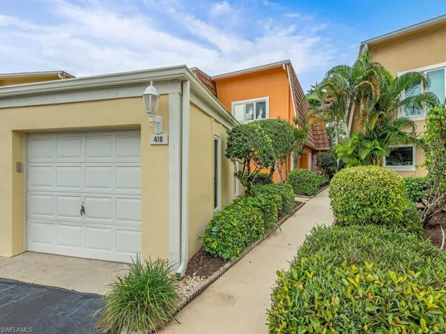 418 Meadowlark Ln # 418, Naples Fl 34105
