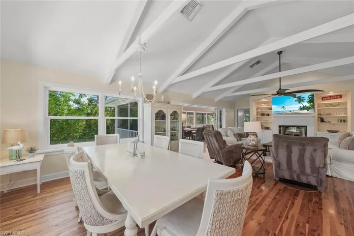 1089  Skiff  PL, Sanibel, FL 33957