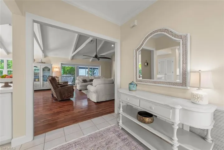 1089  Skiff  PL, Sanibel, FL 33957