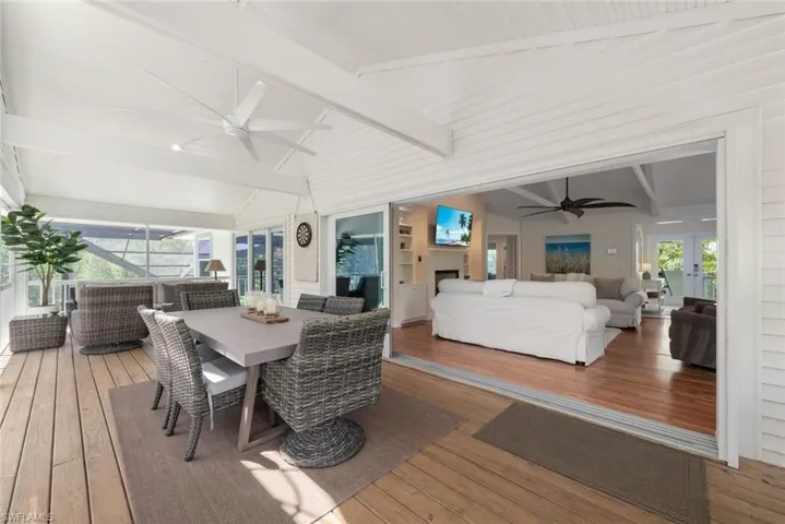 1089  Skiff  PL, Sanibel, FL 33957