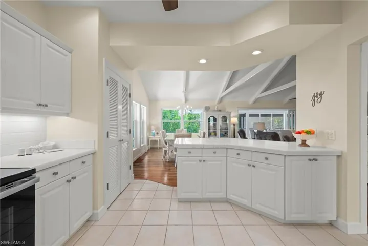 1089  Skiff  PL, Sanibel, FL 33957