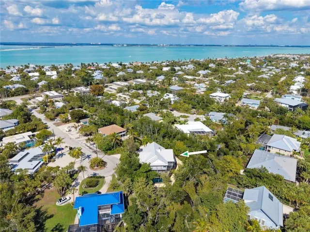 1089  Skiff  PL, Sanibel, FL 33957