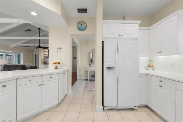 1089  Skiff  PL, Sanibel, FL 33957