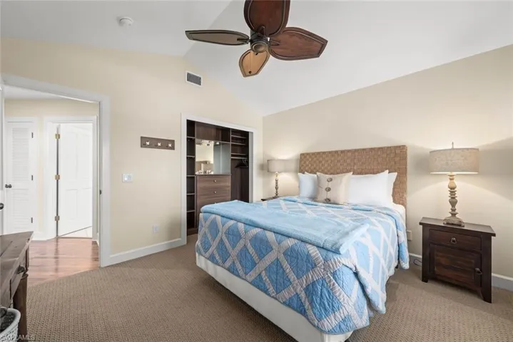 1089  Skiff  PL, Sanibel, FL 33957