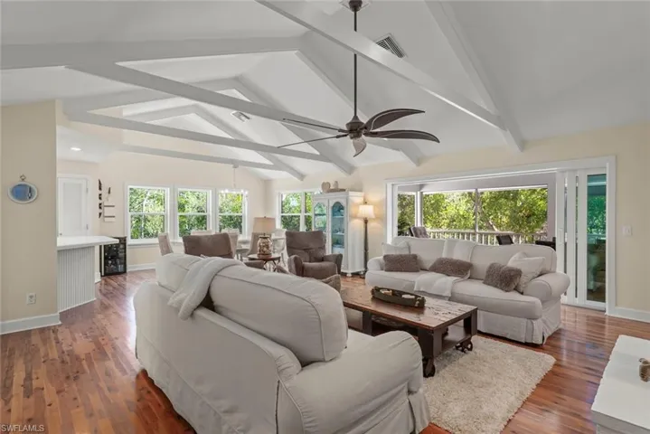 1089  Skiff  PL, Sanibel, FL 33957
