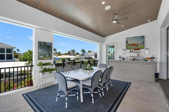 Outdoor dining with bar