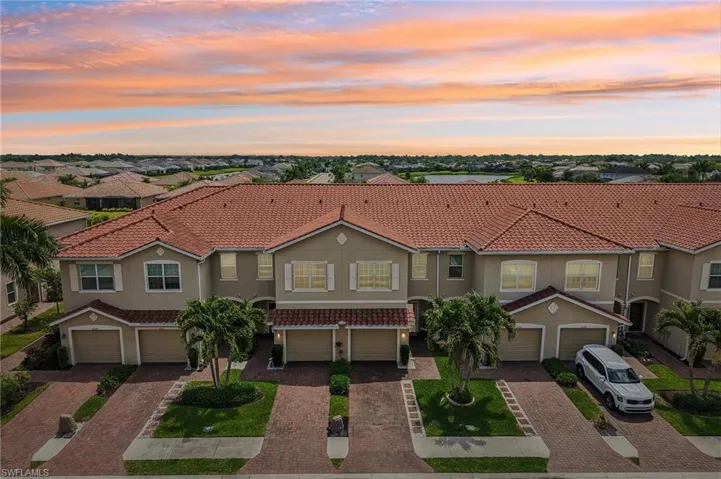2708 Blossom Way, Naples, Florida 34120