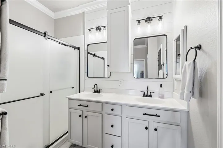 Double sinks