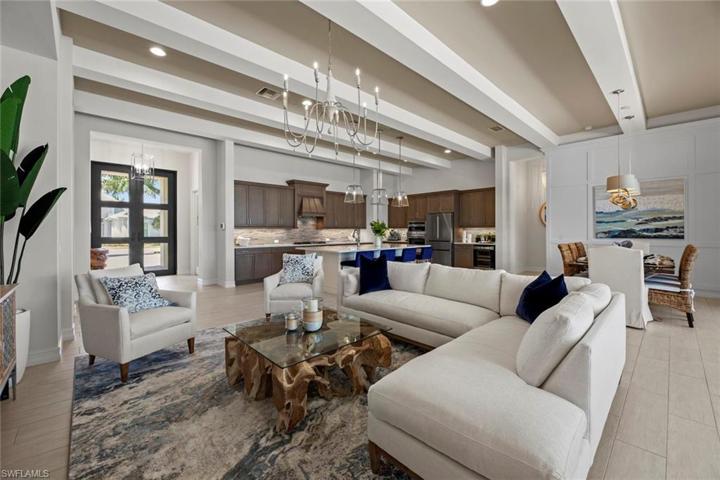 Open Kitchen /Living Area