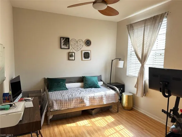 15582 Summit Place Cir 405, Naples, Florida 34119