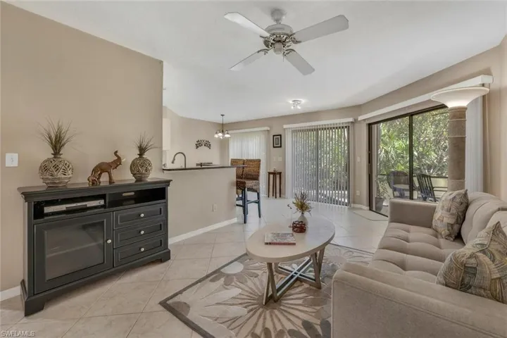 47 Bennington Dr 7, Naples, Florida 34104