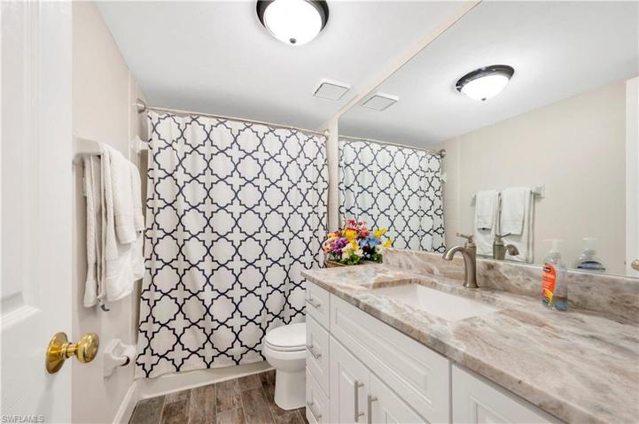 3678 Arctic CIR # 109, NAPLES FL 34112