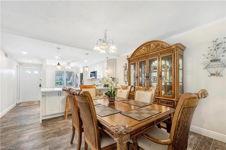3678 Arctic CIR # 109, NAPLES FL 34112