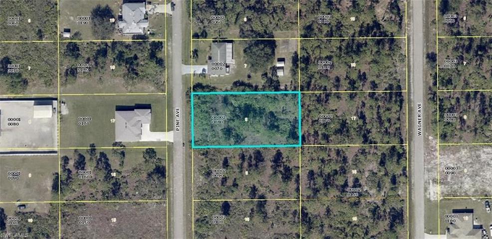 808 Pine AVE, LEHIGH ACRES FL 33972