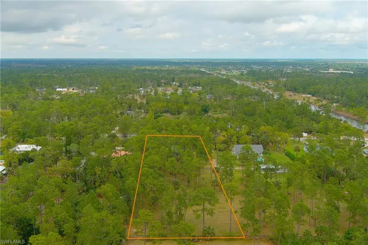 3810 12th AVE NE, NAPLES FL 34120