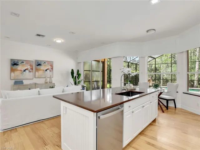 2397  Leafshine  LN, Naples, FL 34119